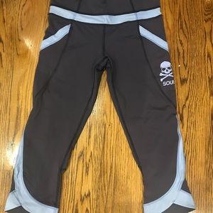 Lululemon soul cycle Capri leggings